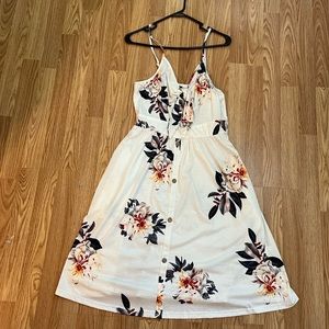 White Floral Summer Dress Size Large